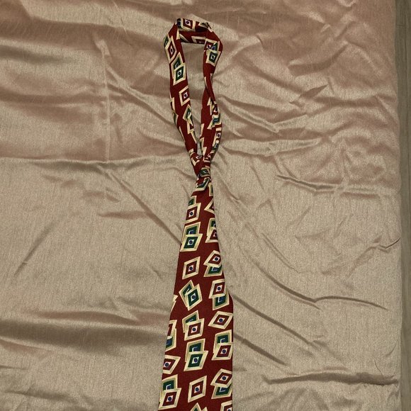 Burgundy pattern wide Neck tie - Picture 1 of 1